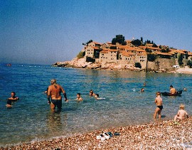 Sveti Stefan - na plaży (Foto Barbara Loepfe)